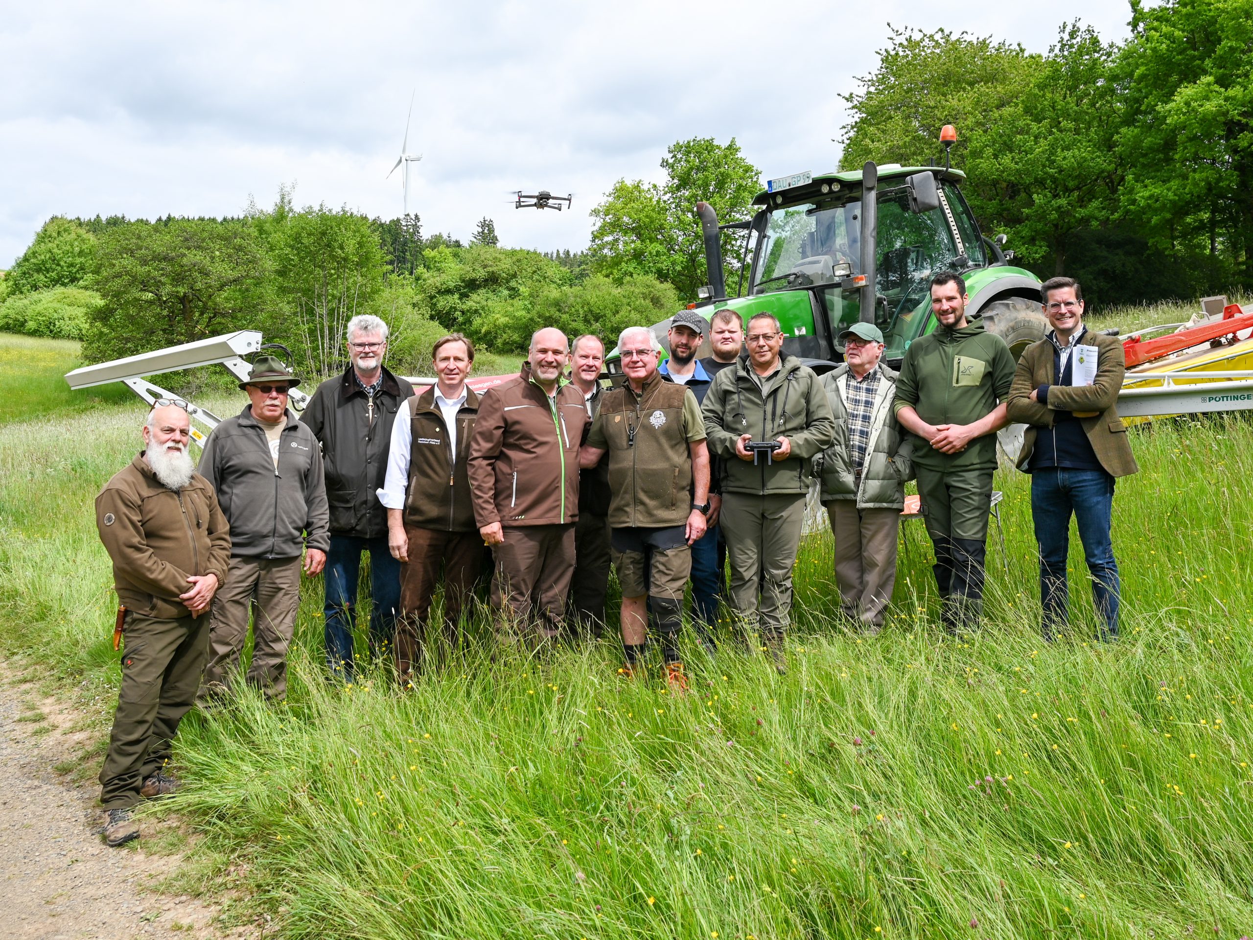 Landwirte und Jäger arbeiten Hand in Hand für den Schutz des Jungwilds
