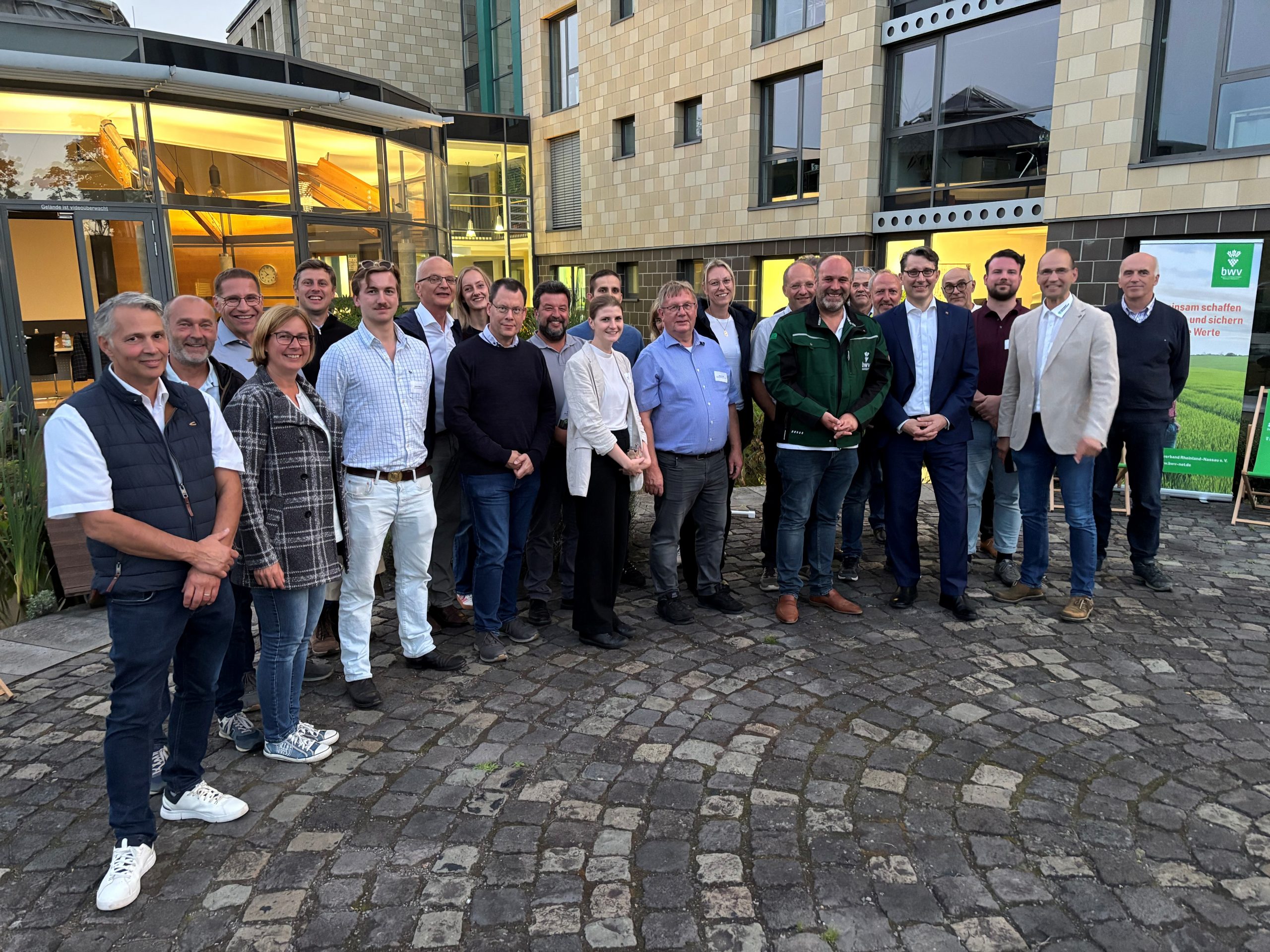 DBV-Fachleute aus dem gesamten Bundesgebiet erkunden Energieprojekte in Rheinland-Pfalz